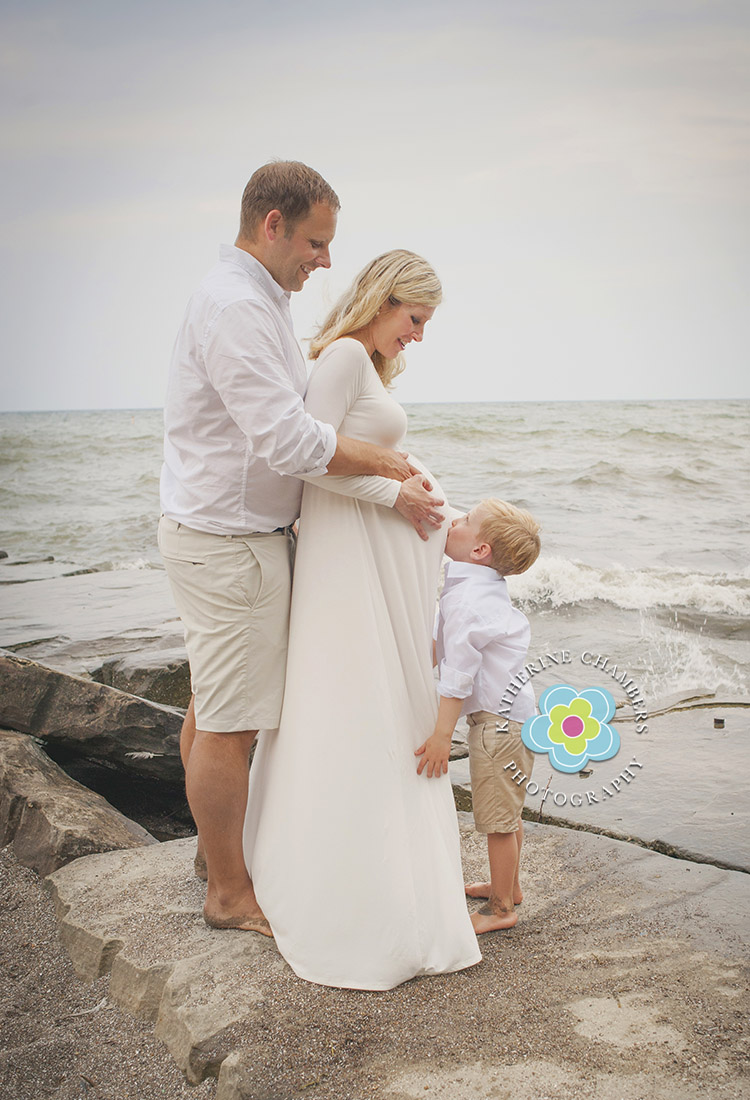 Westlake Maternity Photographer | Cleveland Family Photography | Huntington Beach Session 