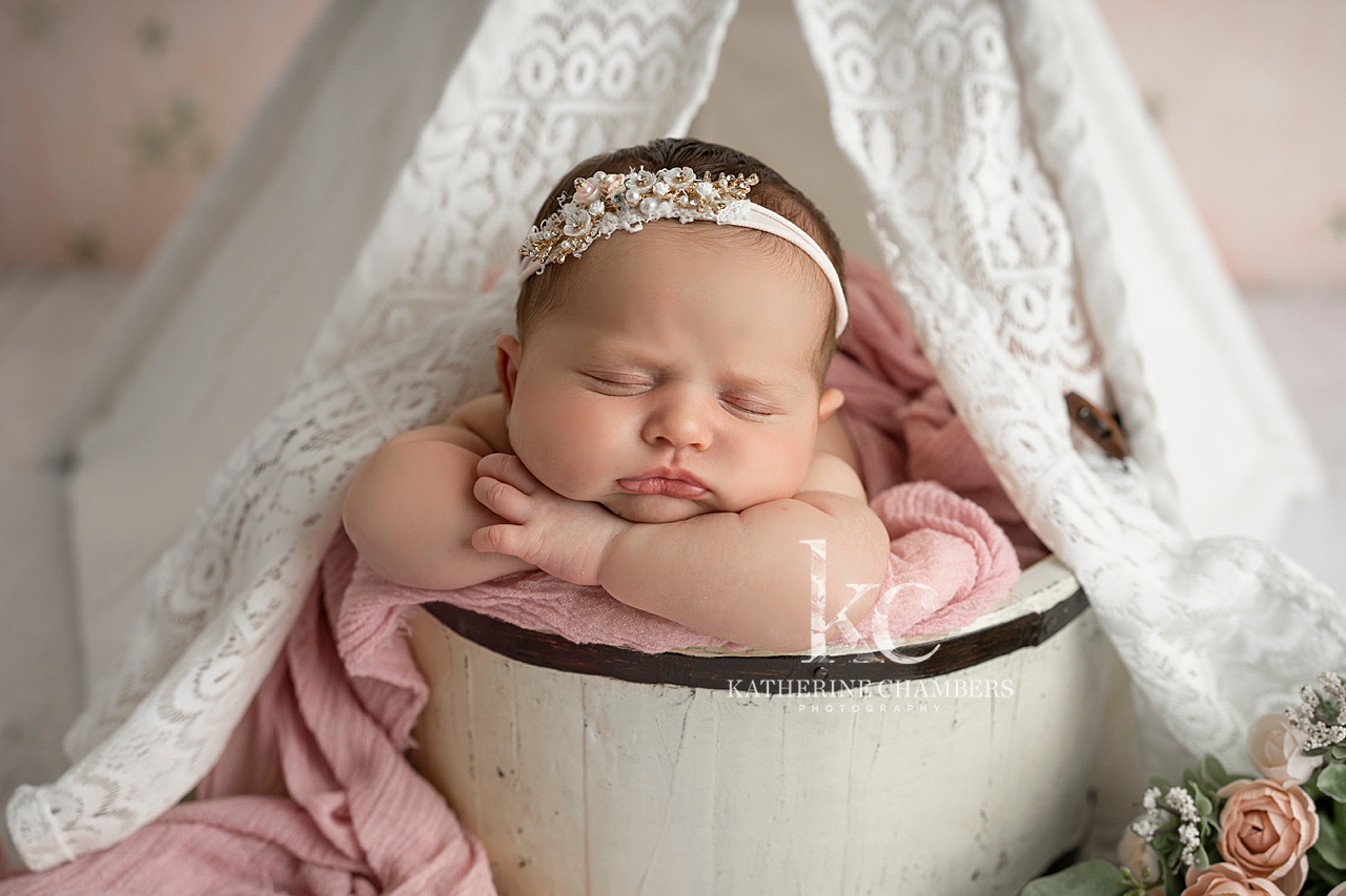 Strongsville Newborn Photographer | Best Newborn Photographer