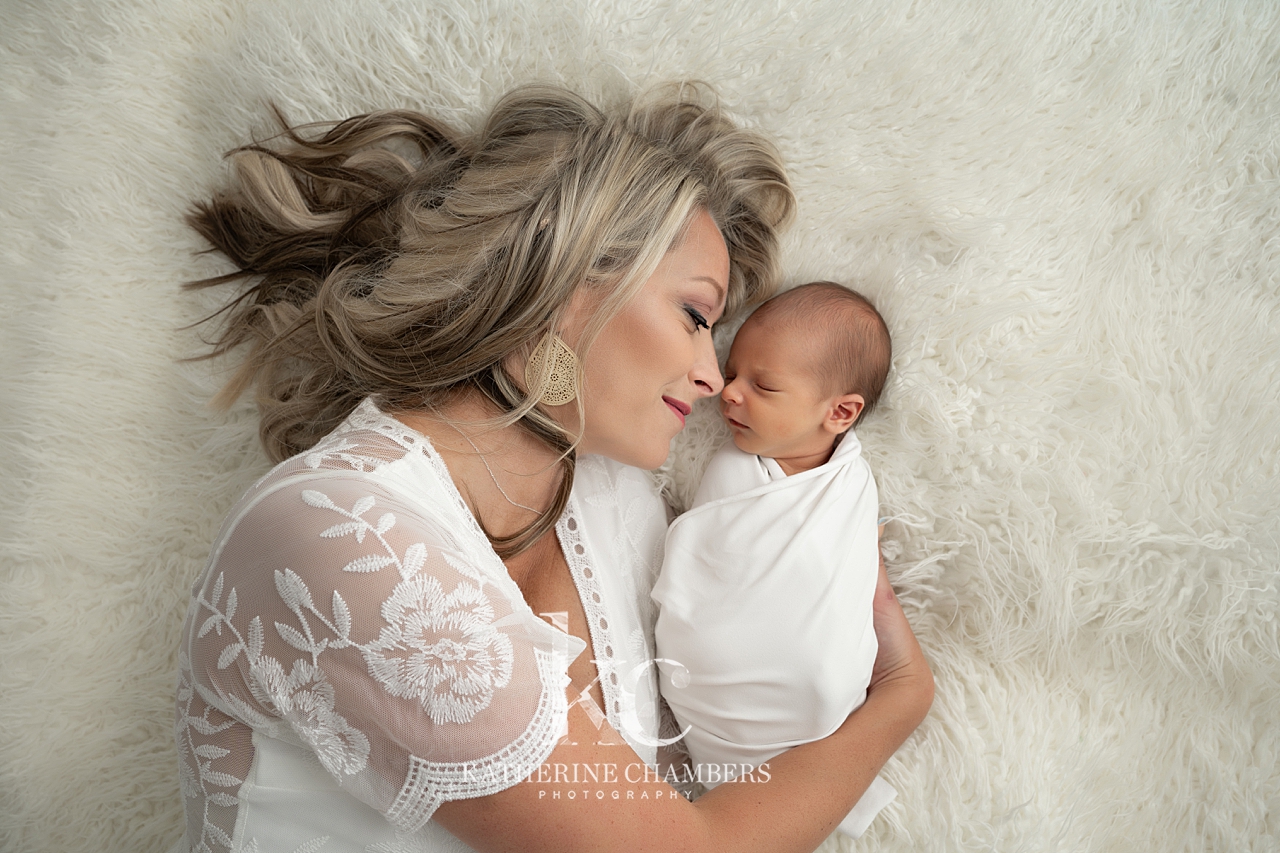 Mommy and Me Newborn Photos 