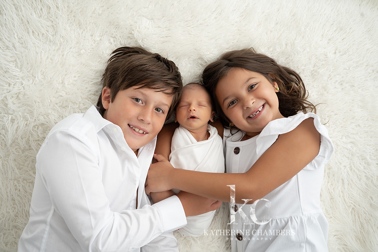 Sibling with Newborn Photo Shoot